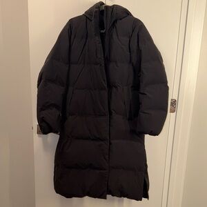 Uniqlo Women's Seamless Black Down Long Coat